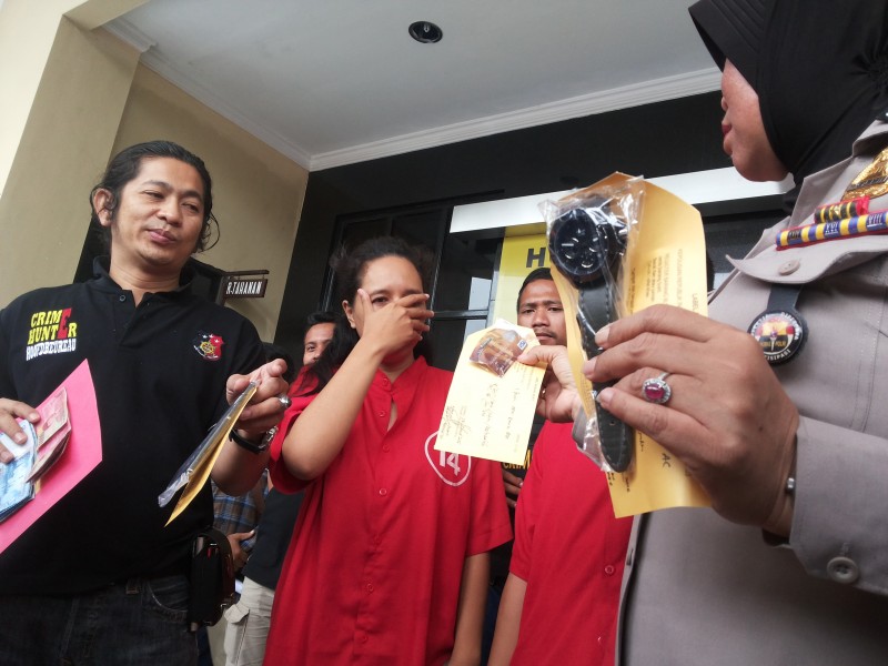 Gasak Harta Mantan Suami Bersama Pacar Gelap