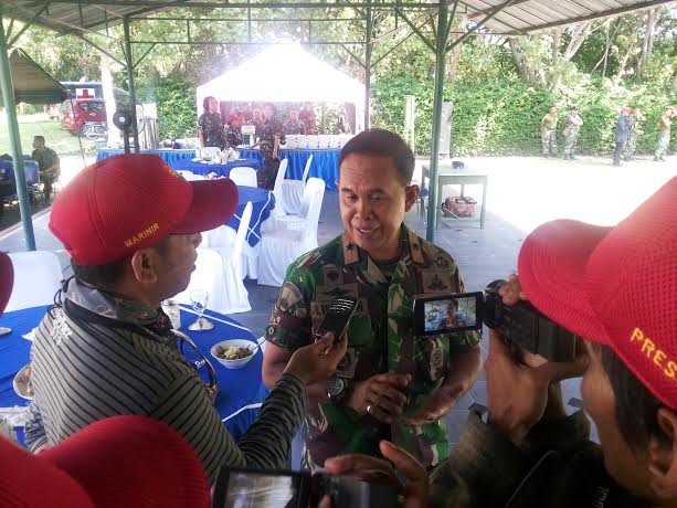 2016 Prajurit Marinir Akan Renangi Selat Madura
