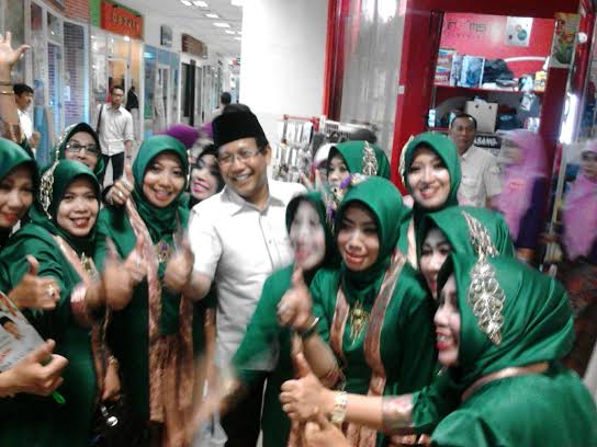 Dukung Penuh Pak Halim Cagub Jatim, Perempuan Kebangkitan Bangsa Sosialisasi Holopis Kuntul Baris