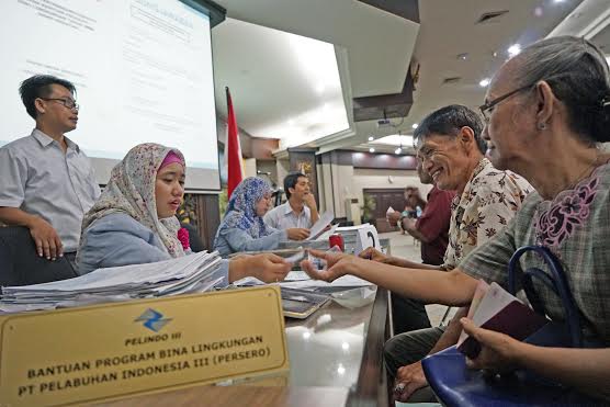 Pelindo III Kucurkan Dana Bina Lingkungan Rp 1,3 Miliar Di Jatim