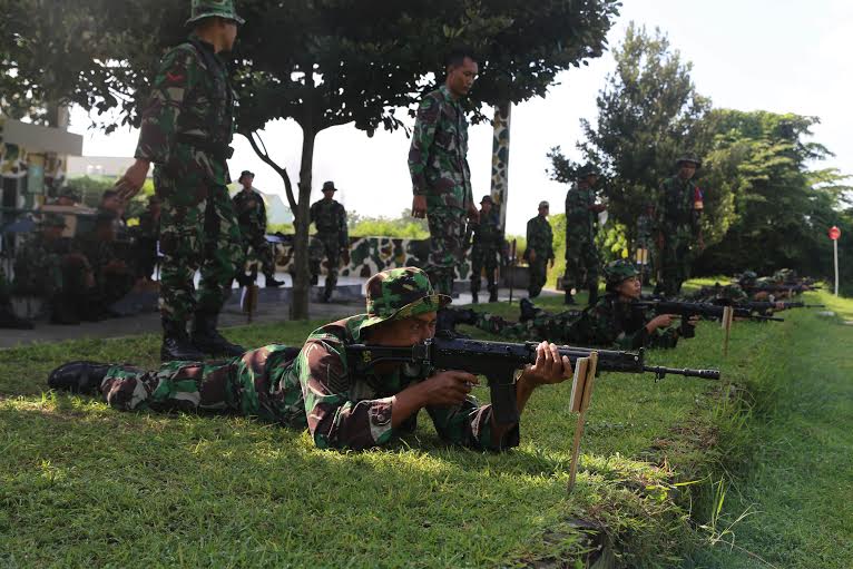 Korem Bhaskara Jaya Isi Ramadhan Dengan Latihan Menembak
