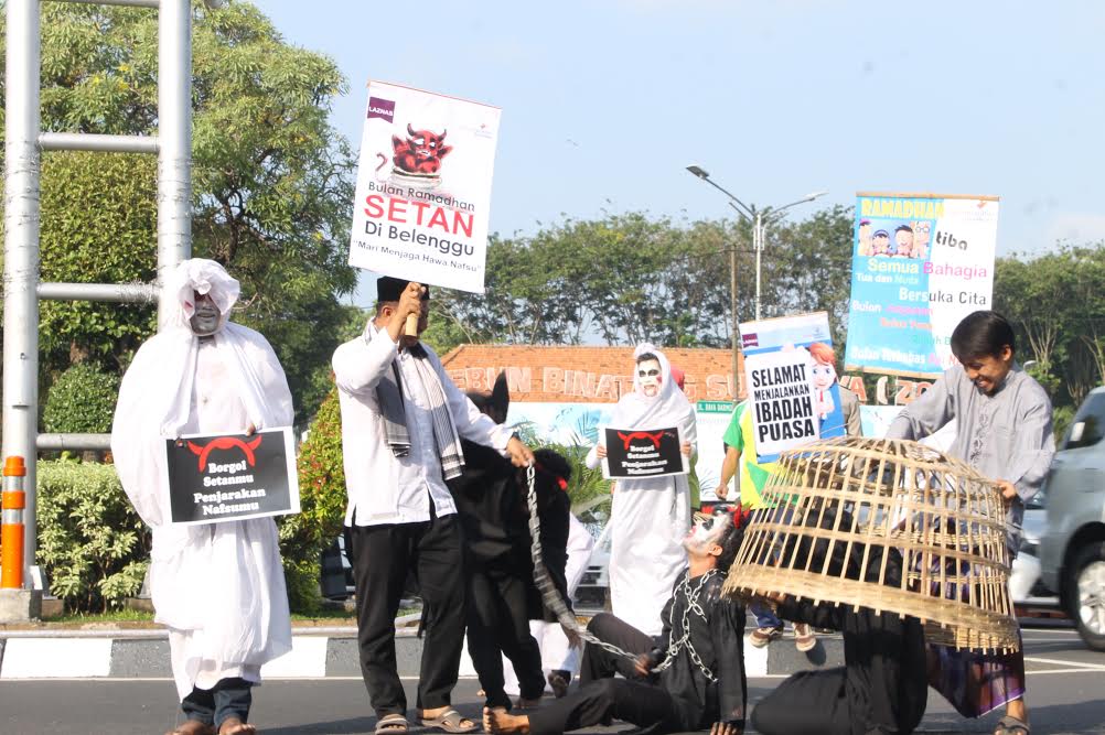 Yatim Mandiri Tangkap &ldquo;Setan&rdquo;di Depan KBS