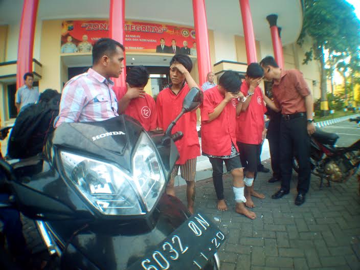 4 Begal ABG Sadis Keok Ditangan Resmob Polrestabes Surabaya