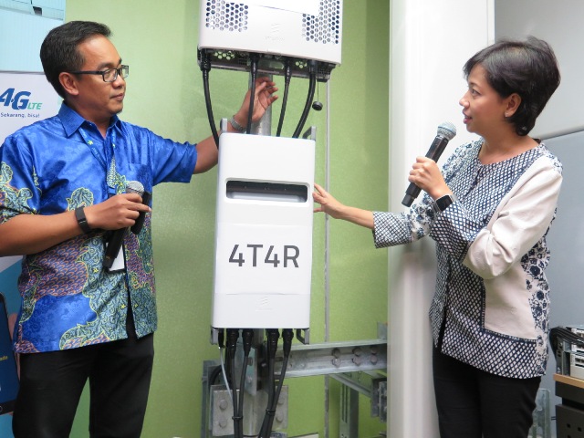 XL Maksimalkan Layanan 4G Dengan Teknologi 4,5G-4T4R 4x4 MIMO