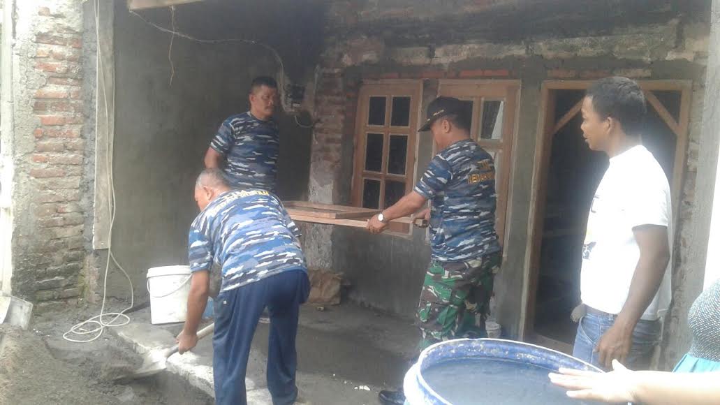 Beruntung, Koarmatim Rombak Rumah Dua Janda