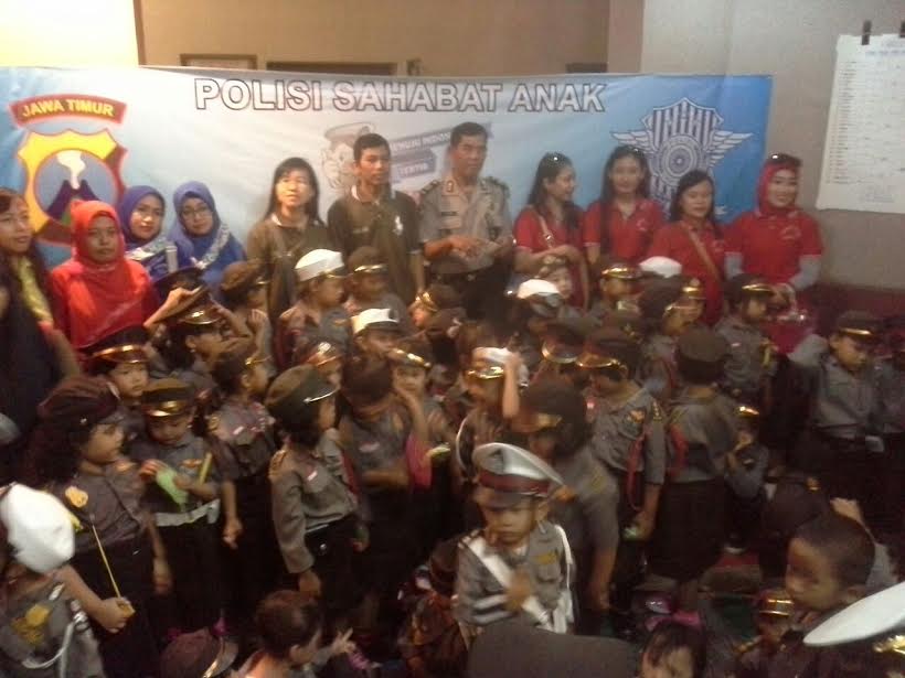 Ketahui Tugas Polisi, Puluhan Anak TK Kunjungi Kantor Polisi