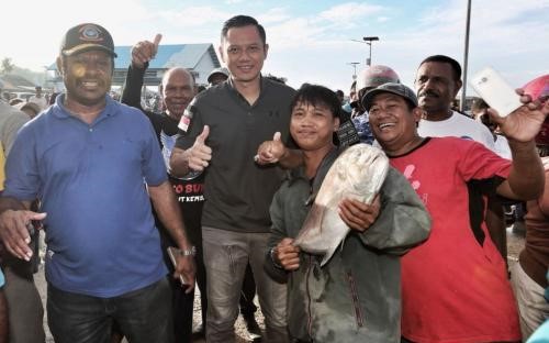 AHY Datangi Pasar Ikan, Dengarkan Keluh Kesah Nelayan Papua