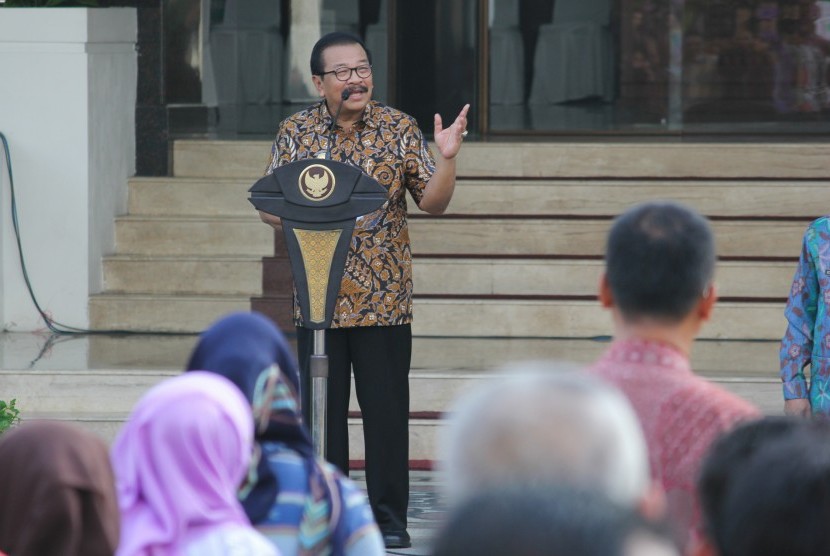 Pakde Karwo Ajak ASN Sukseskan Lima Program Unggulan Pemprov Jatim 2018