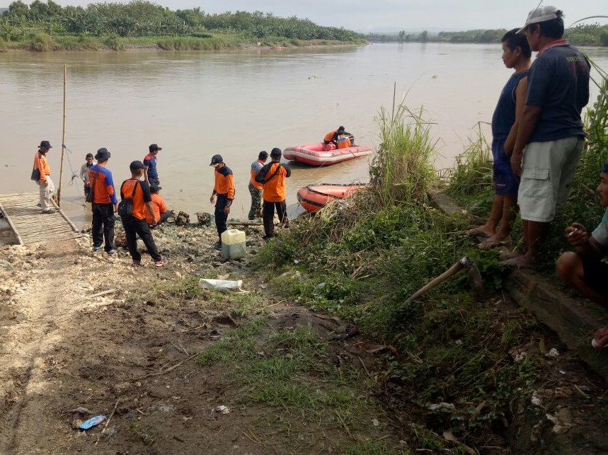 BPBD Bojonegoro Awasi Lima Lokasi Rawan Longsor Di Tebing Bengawan Solo