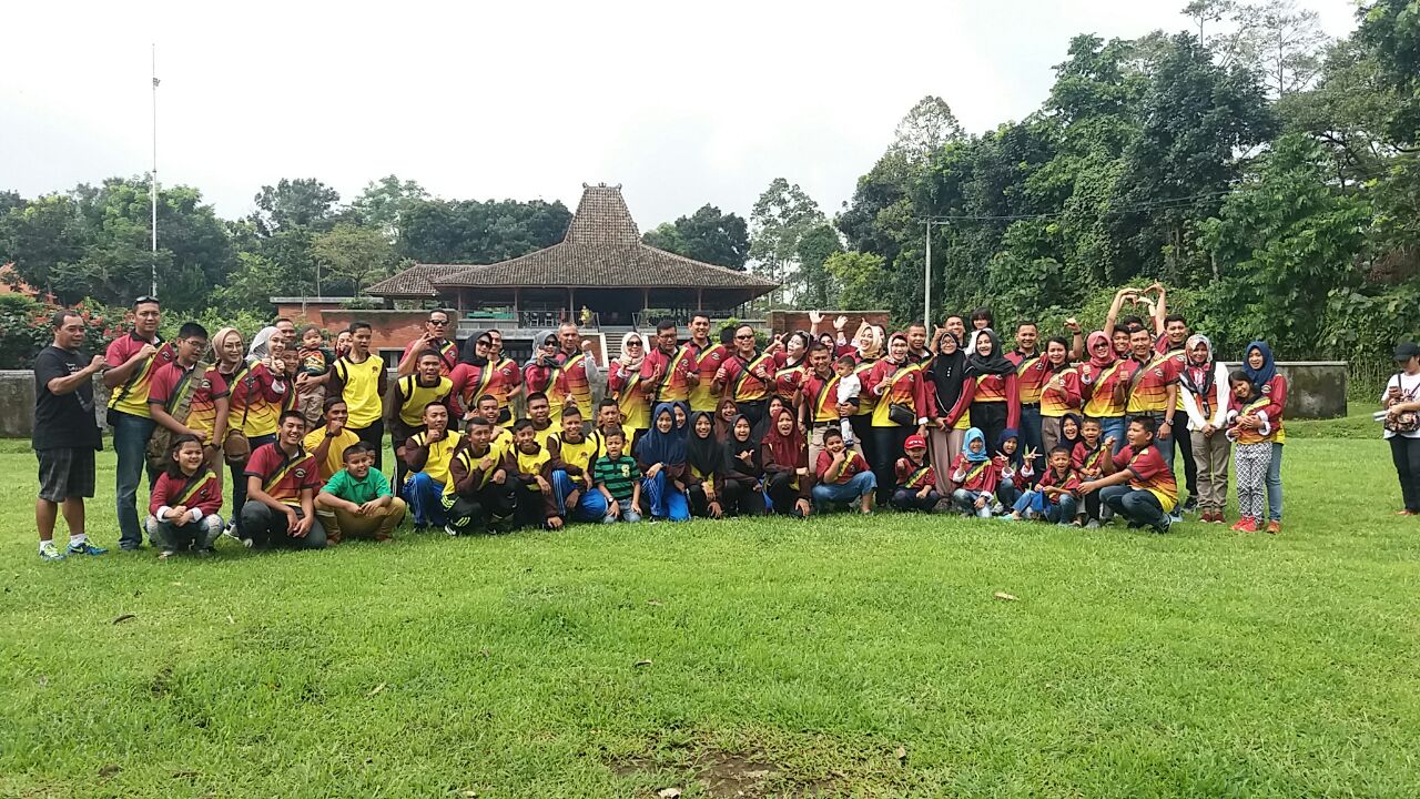 Meriahkan HUT Korps Kavaleri Bersama Anak Yatim Piatu