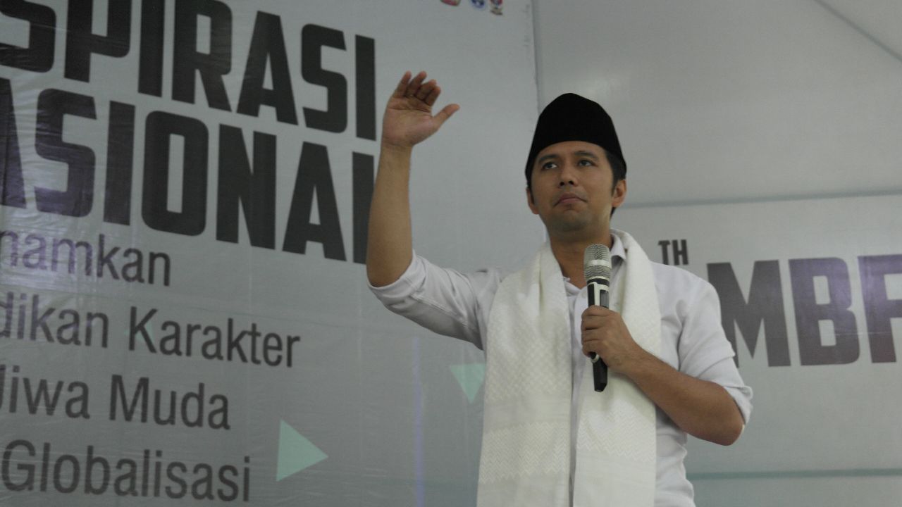 Di Hadapan Ribuan Santri Ponpes Amanatul Ummah, Emil Dardak Berbagi Kisah Bangkit dari Keterpurukan