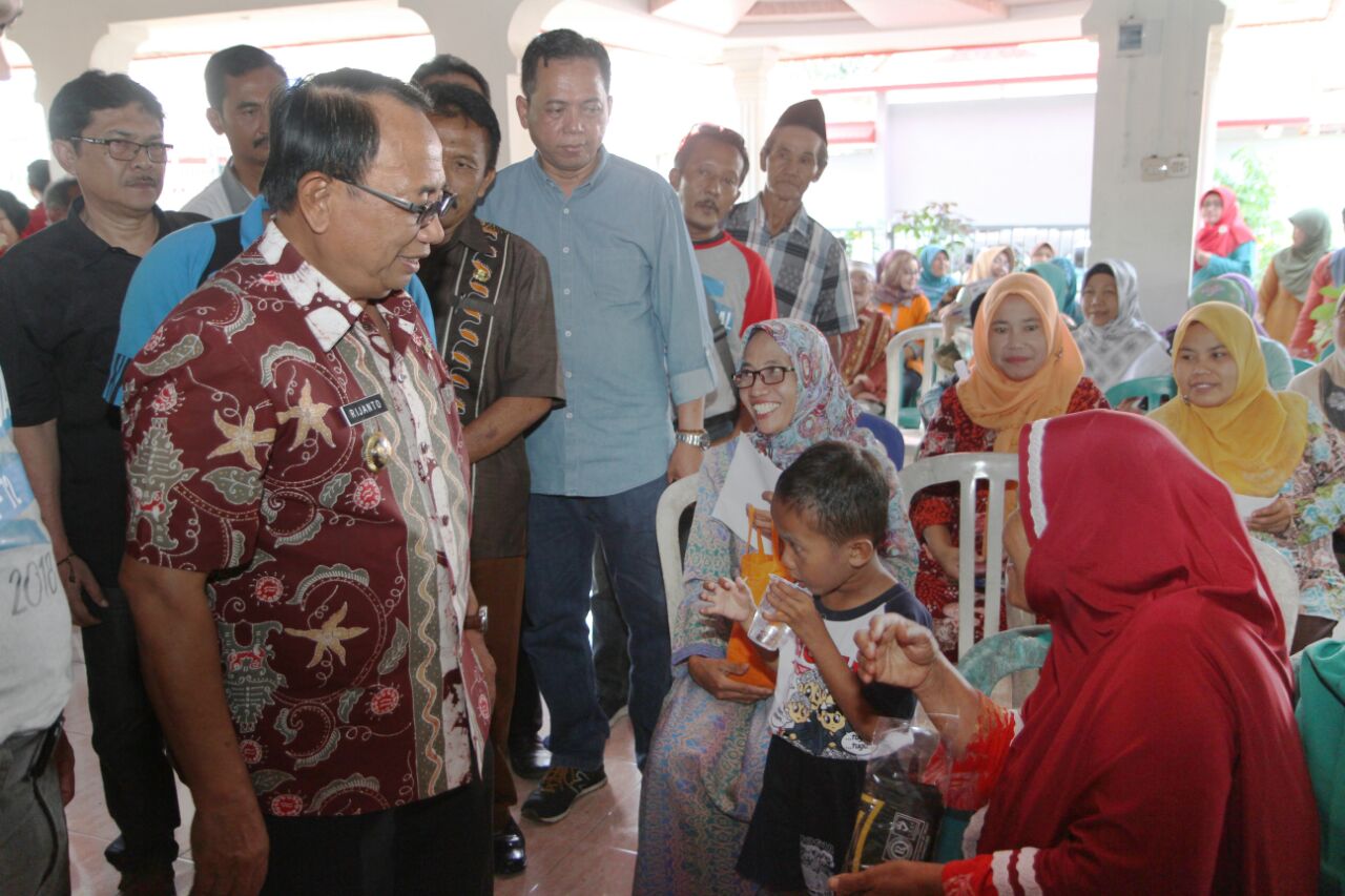 Warga Kebonagung Blitar, Antusias Ikuti Baksos PWI Jatim