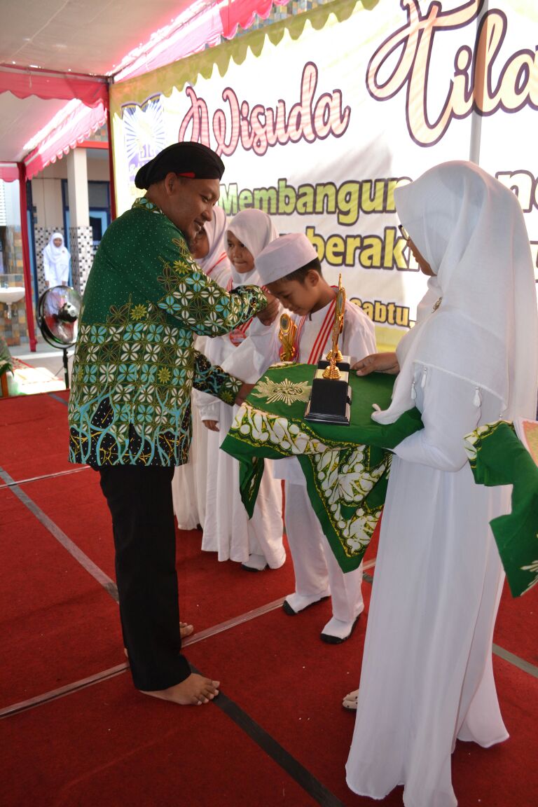 Cetak Generasi Qurani, SD Muhammadiyah 18 Surabaya Gelar Wisuda Tilawati ke-2