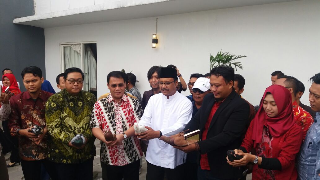 Basarah Klaim Pakde Karwo Pernah Minta PDIP Usung Gus Ipul