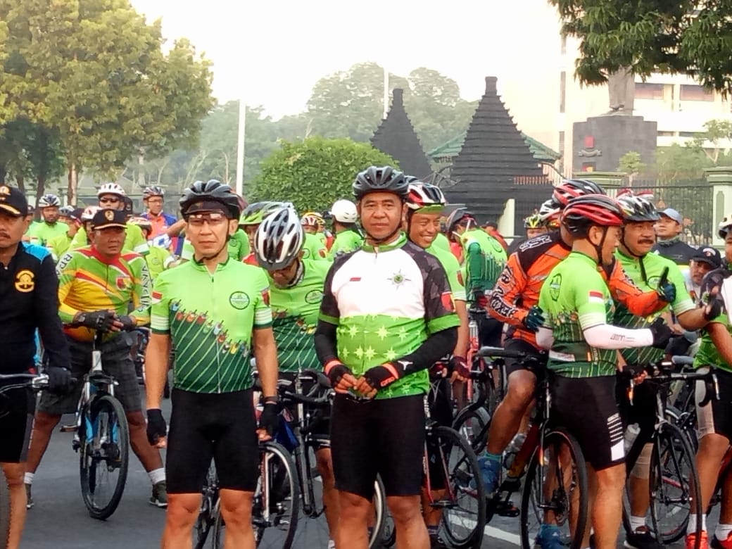 Launching Cycling Club, Pangdam: Kita Juga Memasyarakatkan Olahraga Bersepeda