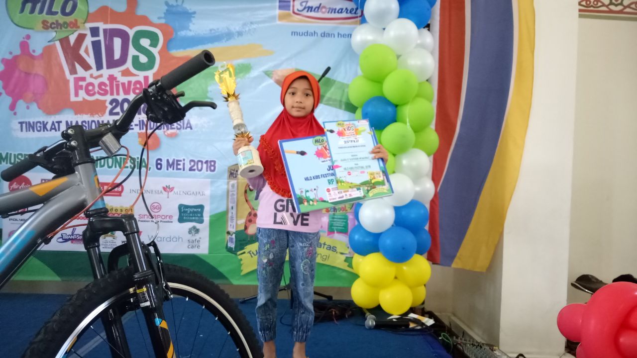 Karina Raih Juara 2 Event Drawing Competition Hilo School