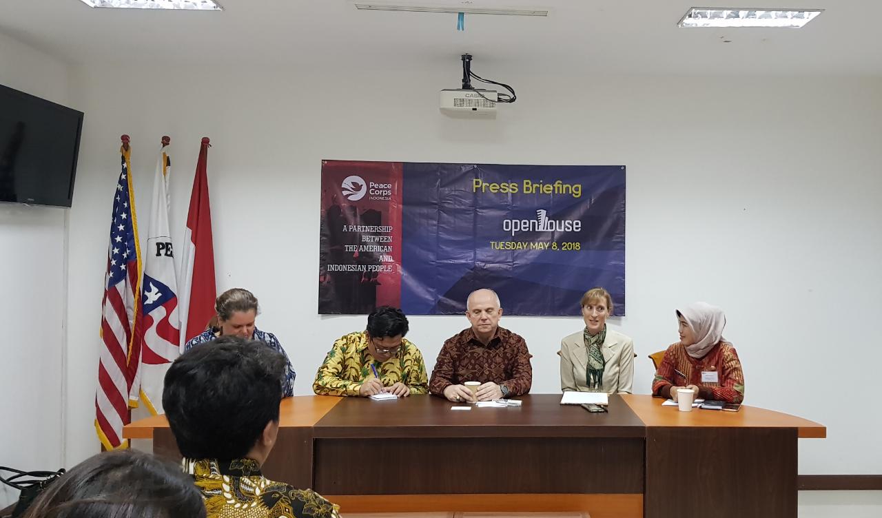 Peace Corps Indonesia Resmikan Kantor Baru di Surabaya