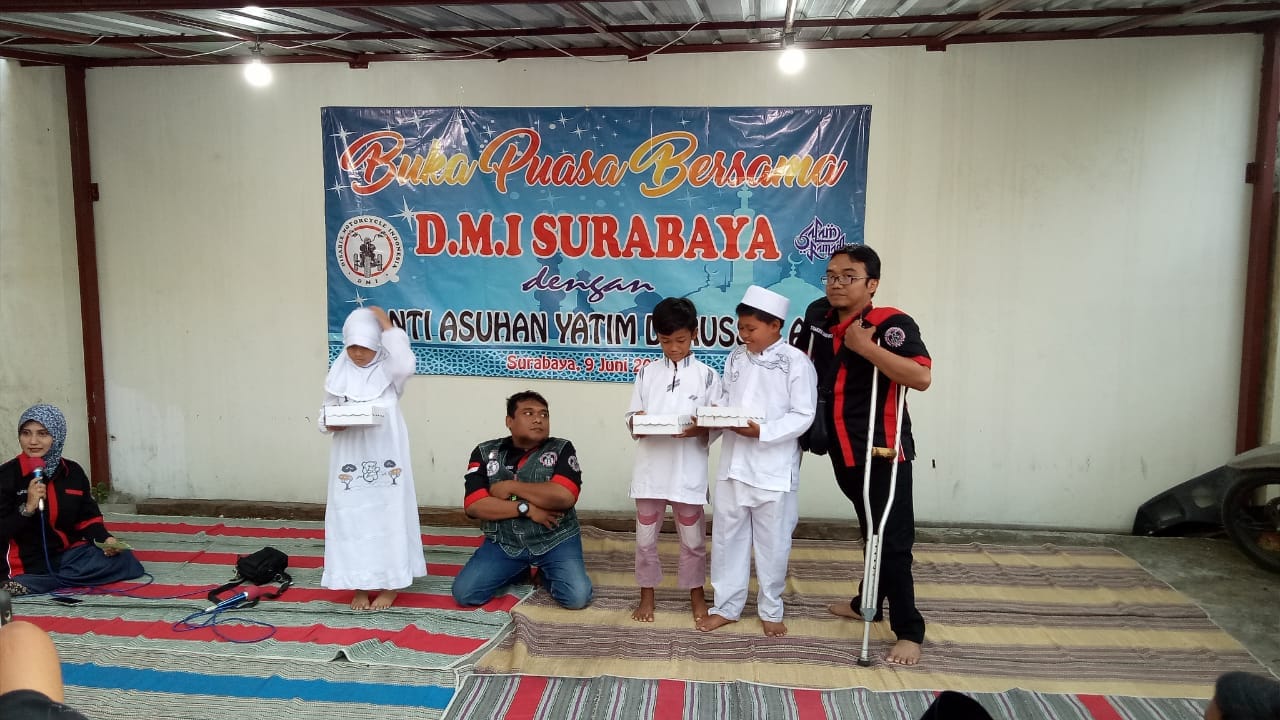 DMI Buka Puasa Bersama Anak Yatim Panti Asuhan Darussalam