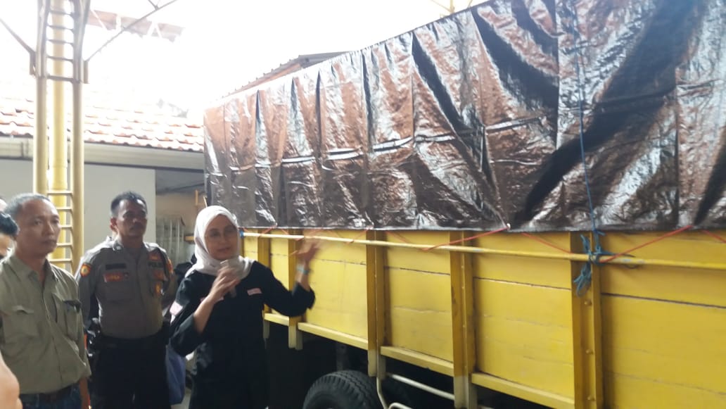 Pengiriman Logistik Pilgub Jatim ke Masalembu dan Bawean Tertunda