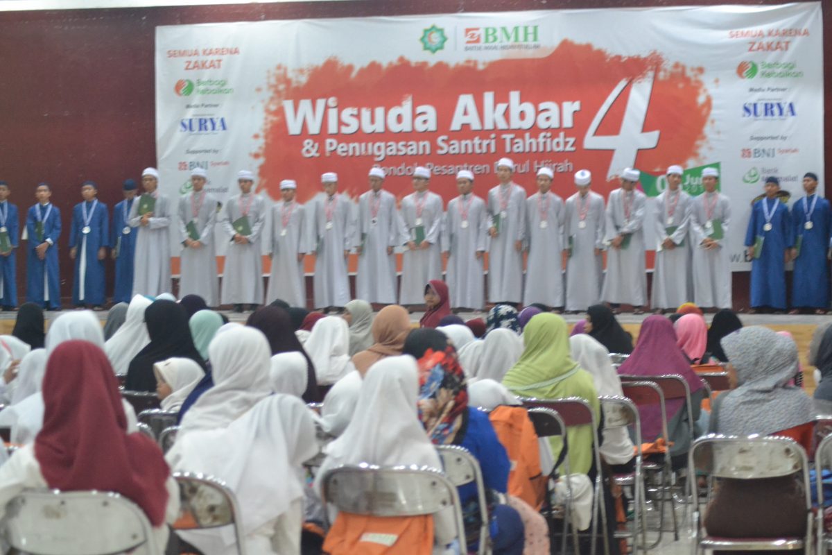 BMH Gelar Wisuda Akbar Santri Penghafal Al Quran Ke-4