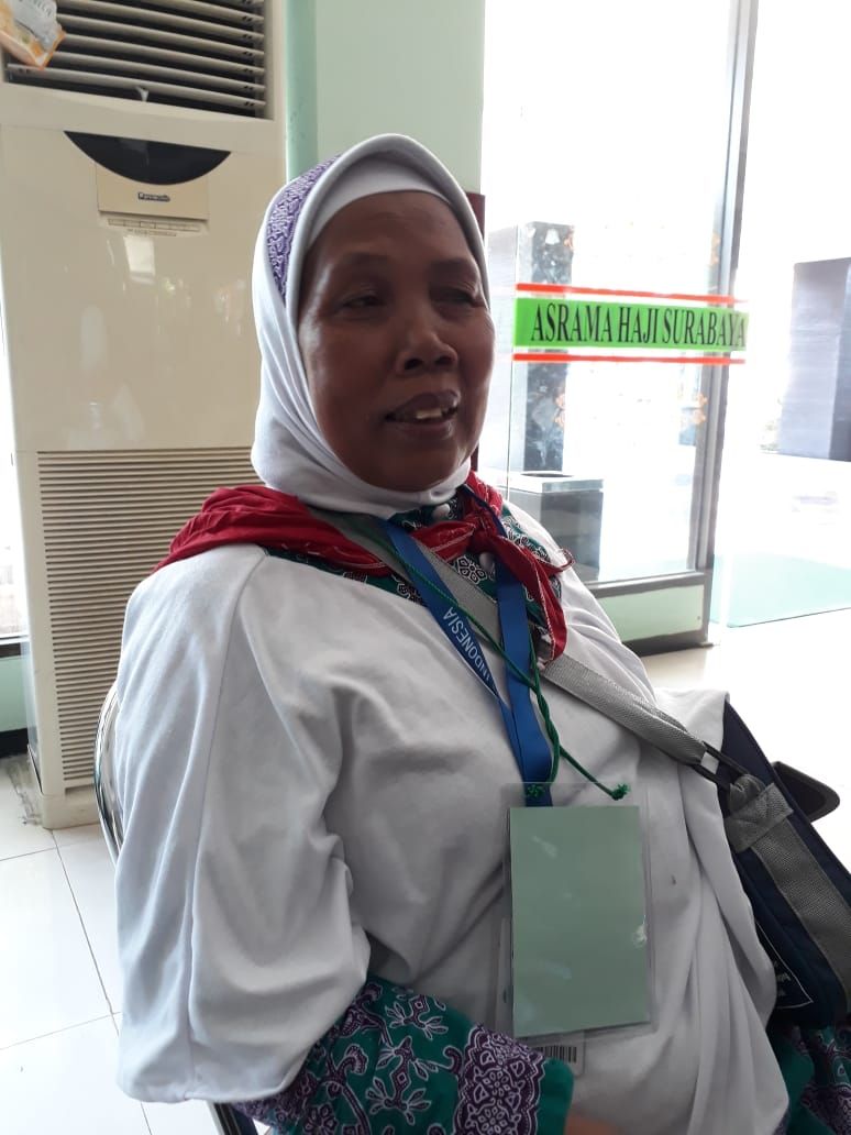 Janda Penjual Sayur Naik Haji Berkat Kerak Nasi