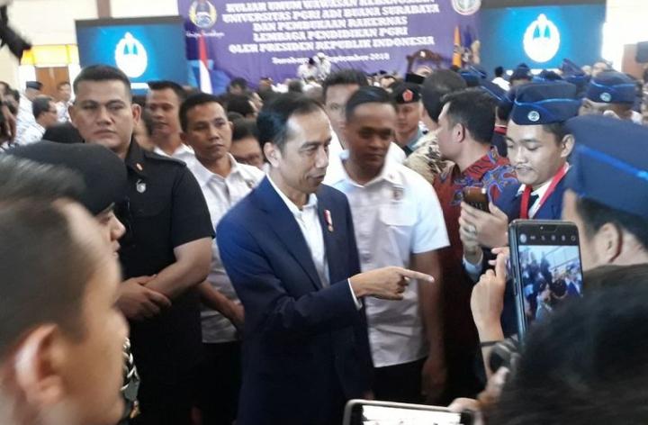 Presiden Jokowi Sampaikan Kuliah Umum Di Unipa