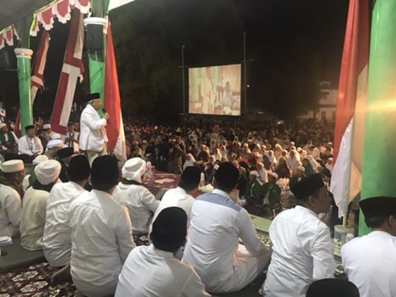 KH Maruf Minta Restu Jamaah Manaqib Al Qodiri Jember