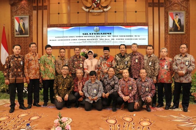 Gaji Naik 2 Kali Lipat 2019 Jadi Kado Perpisahan Pakde Karwo