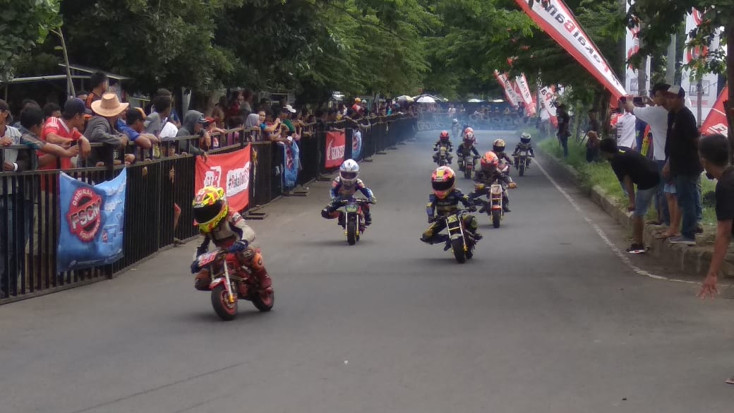 Mini Moto GP Jadi Pemikat Seri Road Race Kediri 2019