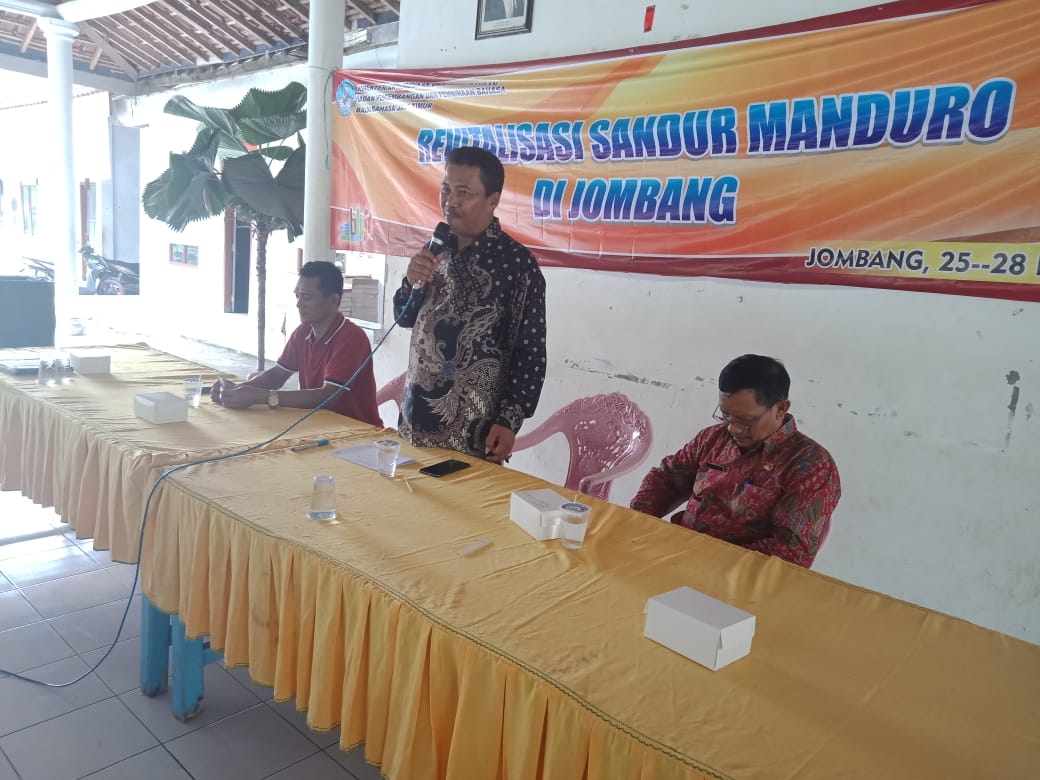 Balai Bahasa Jawa Timur Gelar Revitalisasi Sandur Manduro di Jombang