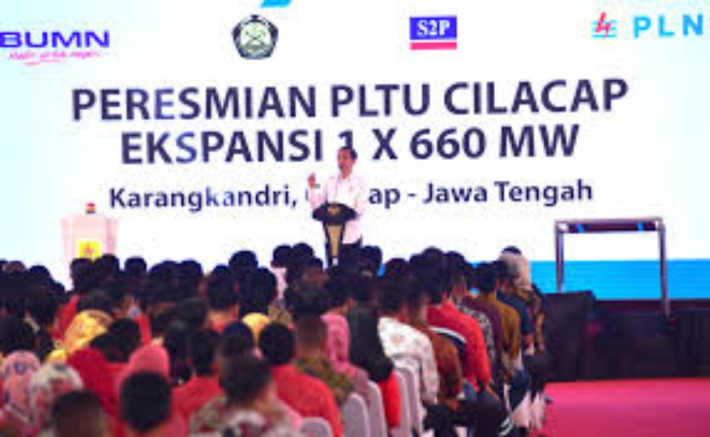 Jokowi Target Akhir 2019 Seluruh Desa Teraliri Listrik
