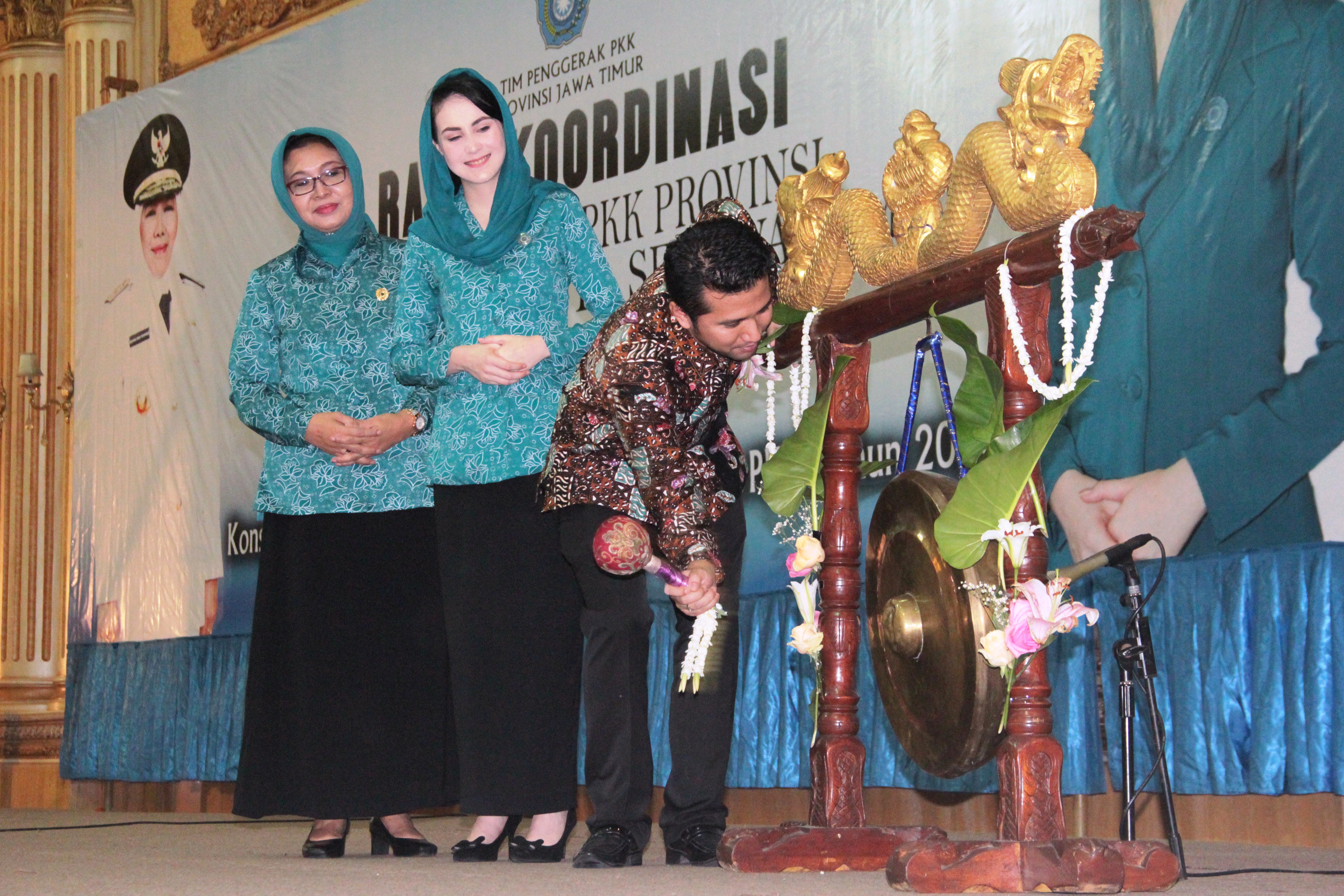 Berkat Jaringan, Emil Dardak Prediksi PKK Menjadi Pemerintah Bayangan