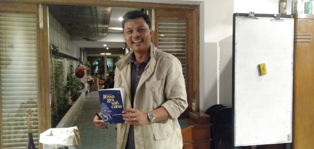 Geliatkan Sastra Di Jatim, F. Aziz Manna Luncurkan Antologi Puisi Jihwa Gra Van Cana