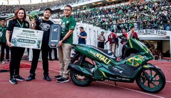 Tetrawan Edo Kusuma, Bonek Pemenang Lelang Honda PCX Persebaya