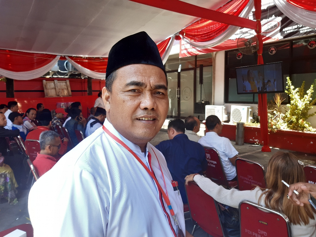 Cak War Jalani Uji Kelayakan Dan Kepatutan Bacawawali Surabaya Internal PDIP
