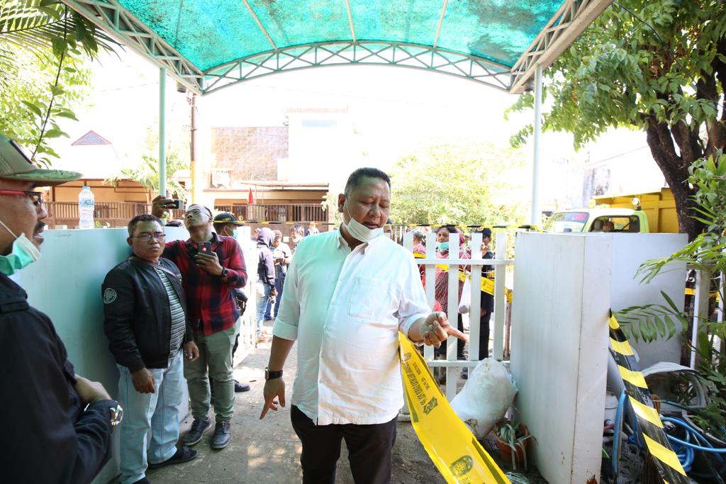 Pantau Lokasi Semburan Lumpur Kutisari, Wawali Surabaya: Ini Murni Minyak
