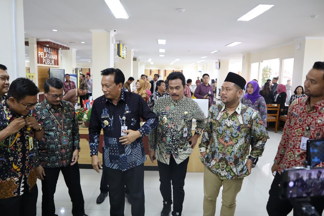 Solar Langka, Wagub Emil Dardak Perintahkan Kadis ESDM Koordinasi dengan Pertamina