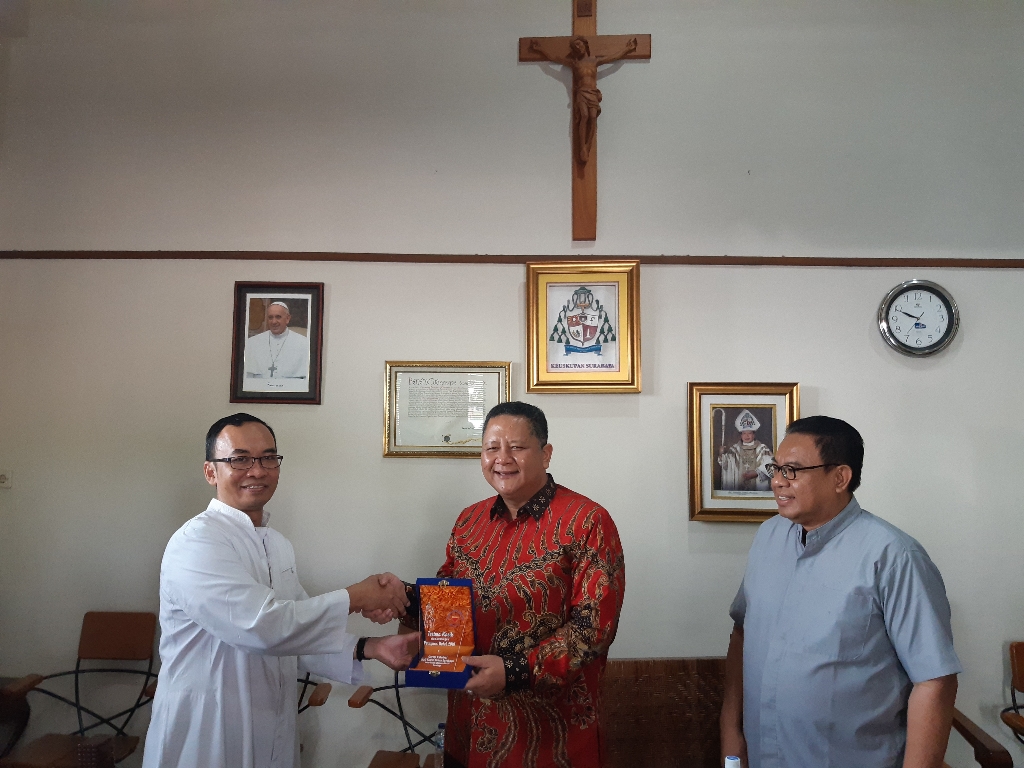 Momen Natal, Keuskupan Surabaya Wadul Ke Wawali Whisnu Soal Ini