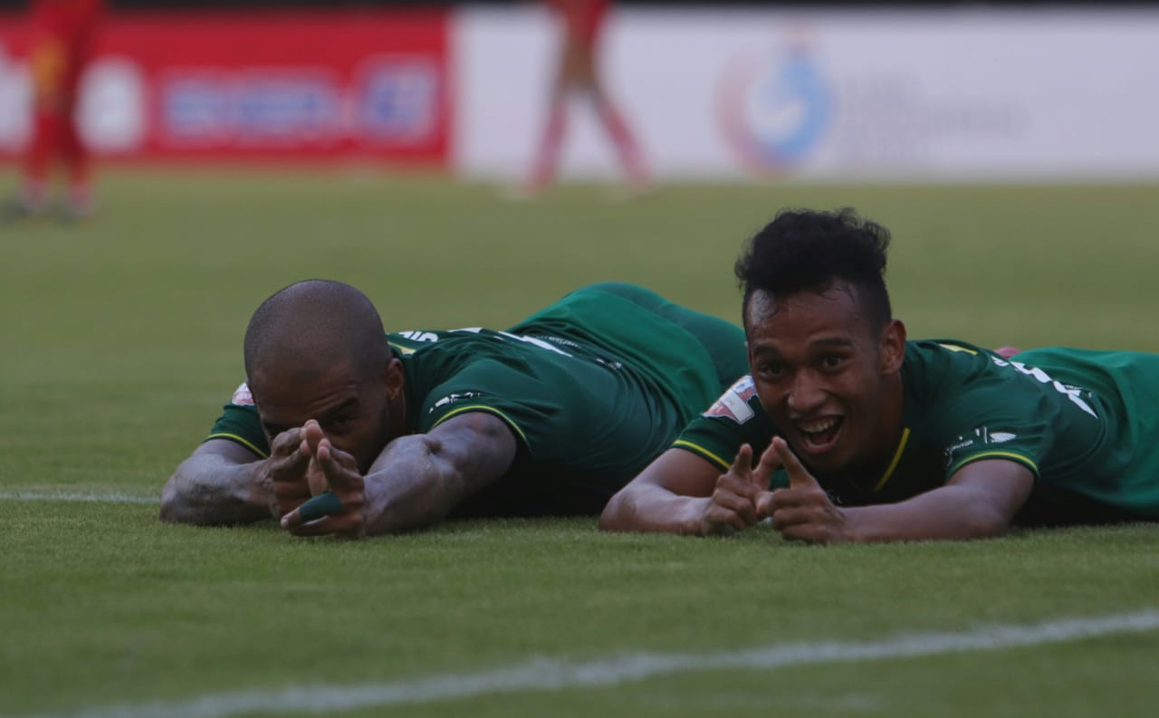 Tanpa Dukungan Bonek, Persebaya Bungkam Bhayangkara 4-0