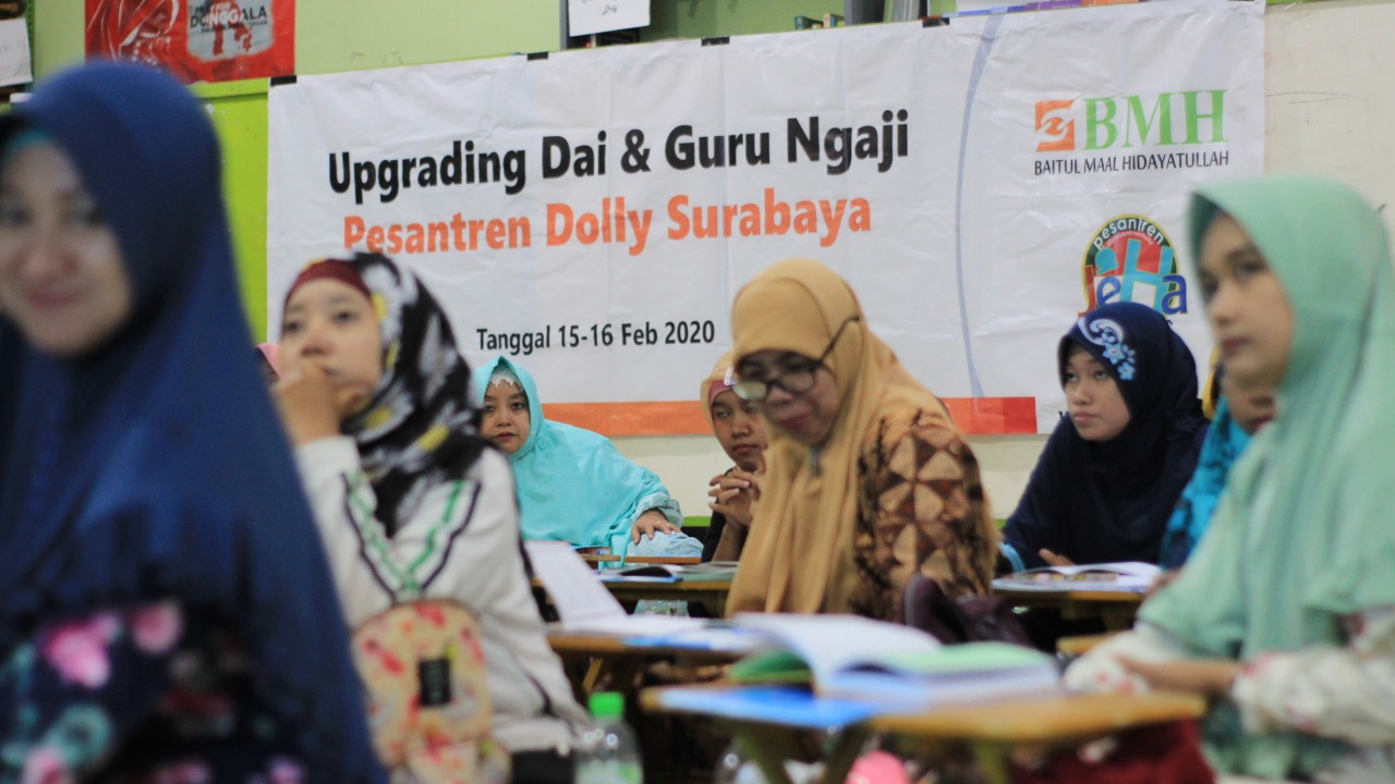 BMH Gelar Upgarding Dai &amp; Guru Ngaji di Pesantren Dolly Surabaya