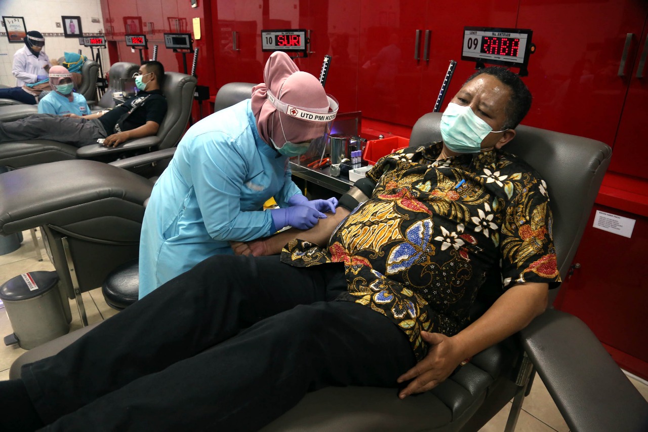 Efek Covid 19, Stok Darah PMI Surabaya Kurang