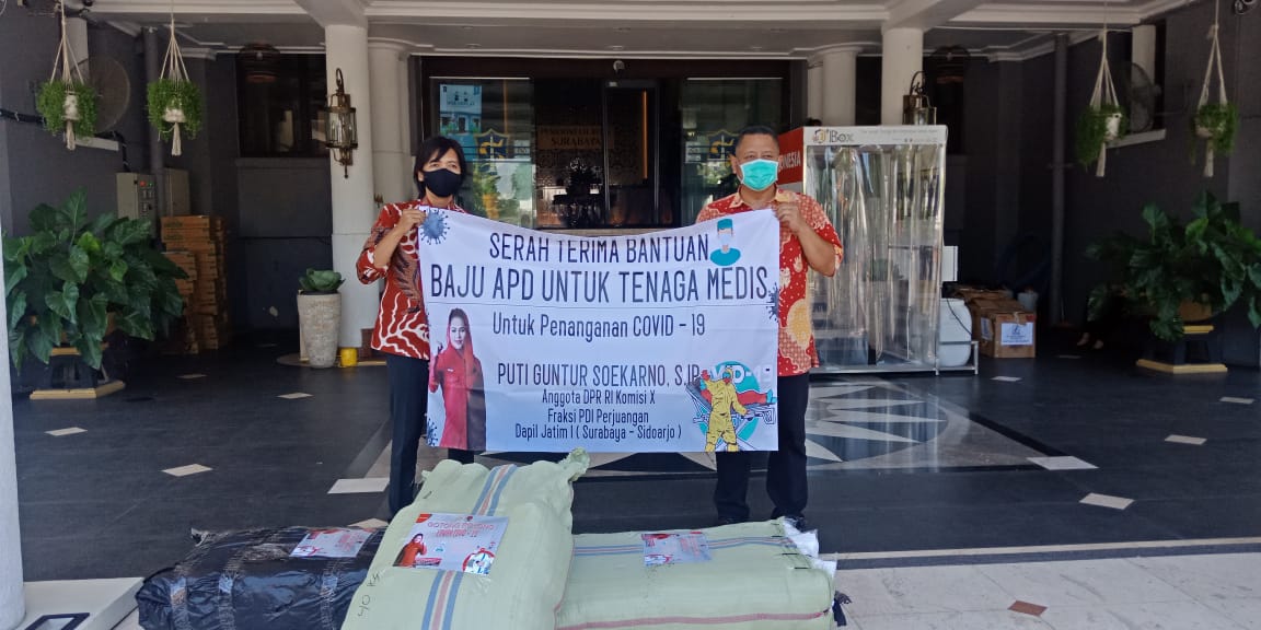 Sumbangan APD Puti Ke Pemkot Surabaya Diterima Wawali Whisnu