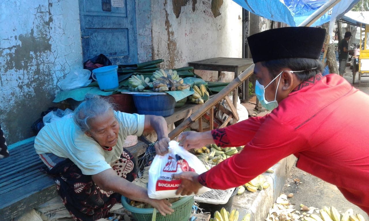 Pendonor Plasma Layak Dapat Penghargaan