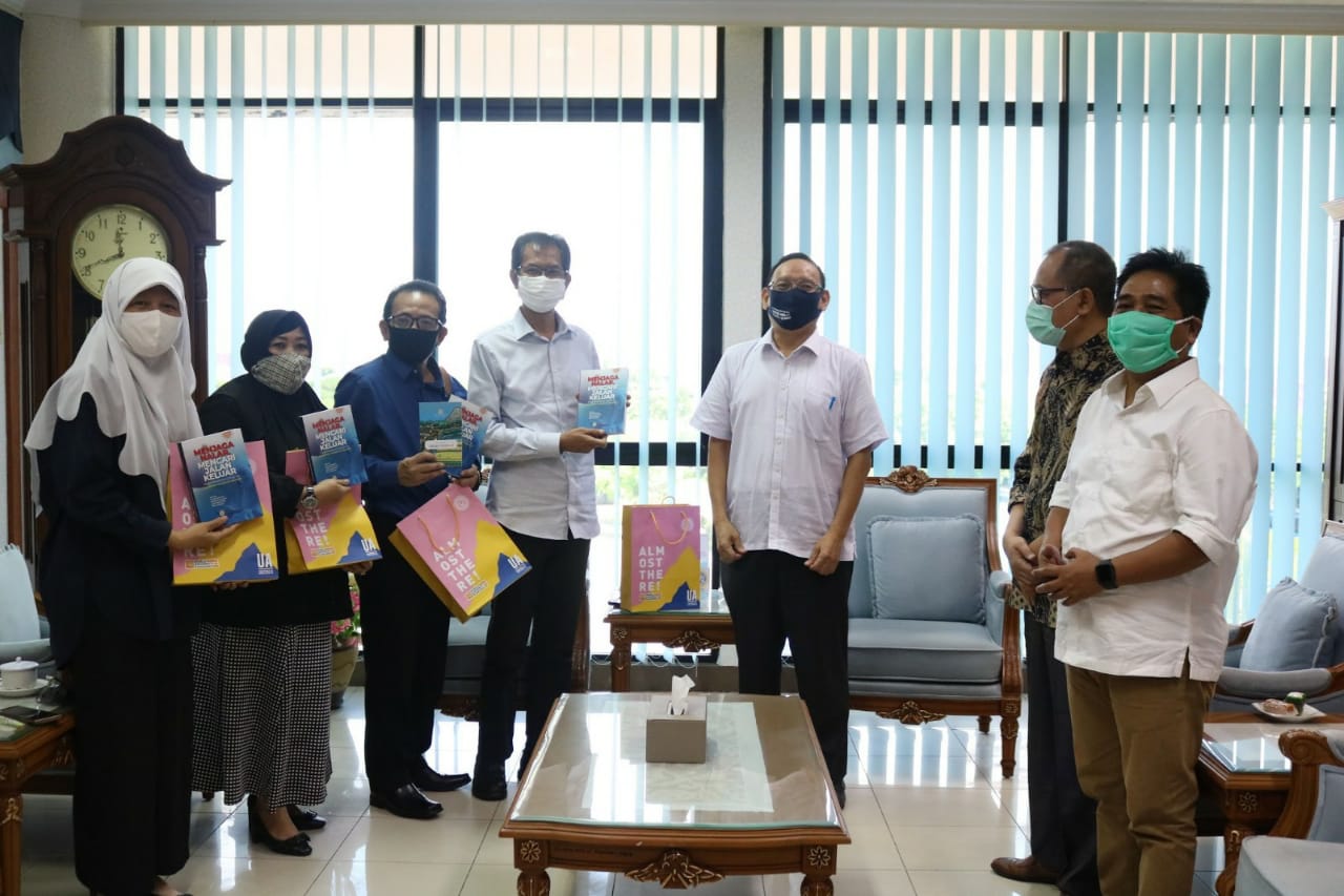 DPRD Surabaya Apresiasi Unair Dalam Menangani Covid 19