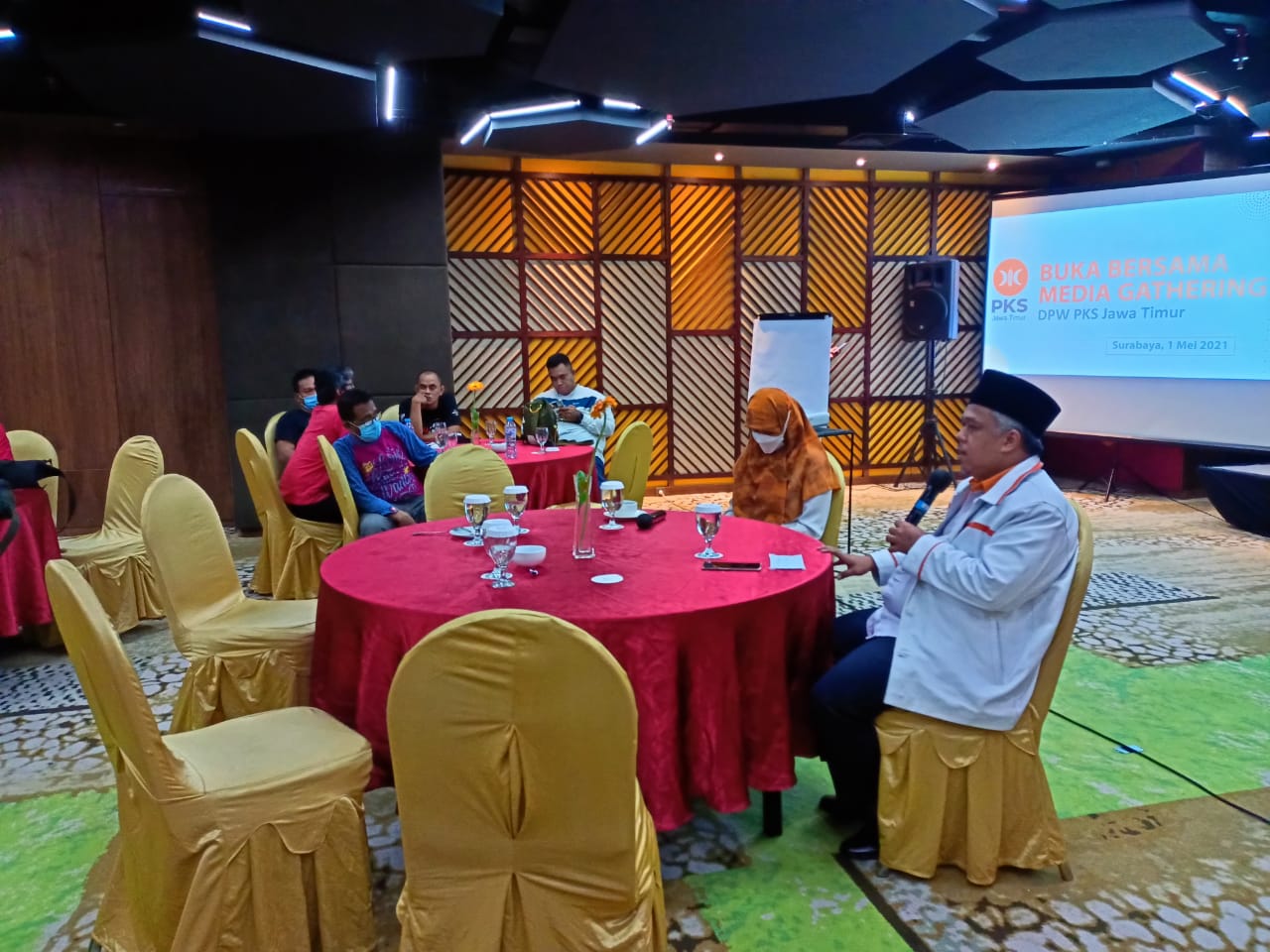Ketua PKS Jatim Sebut Buruh Pahlawan Ekonomi