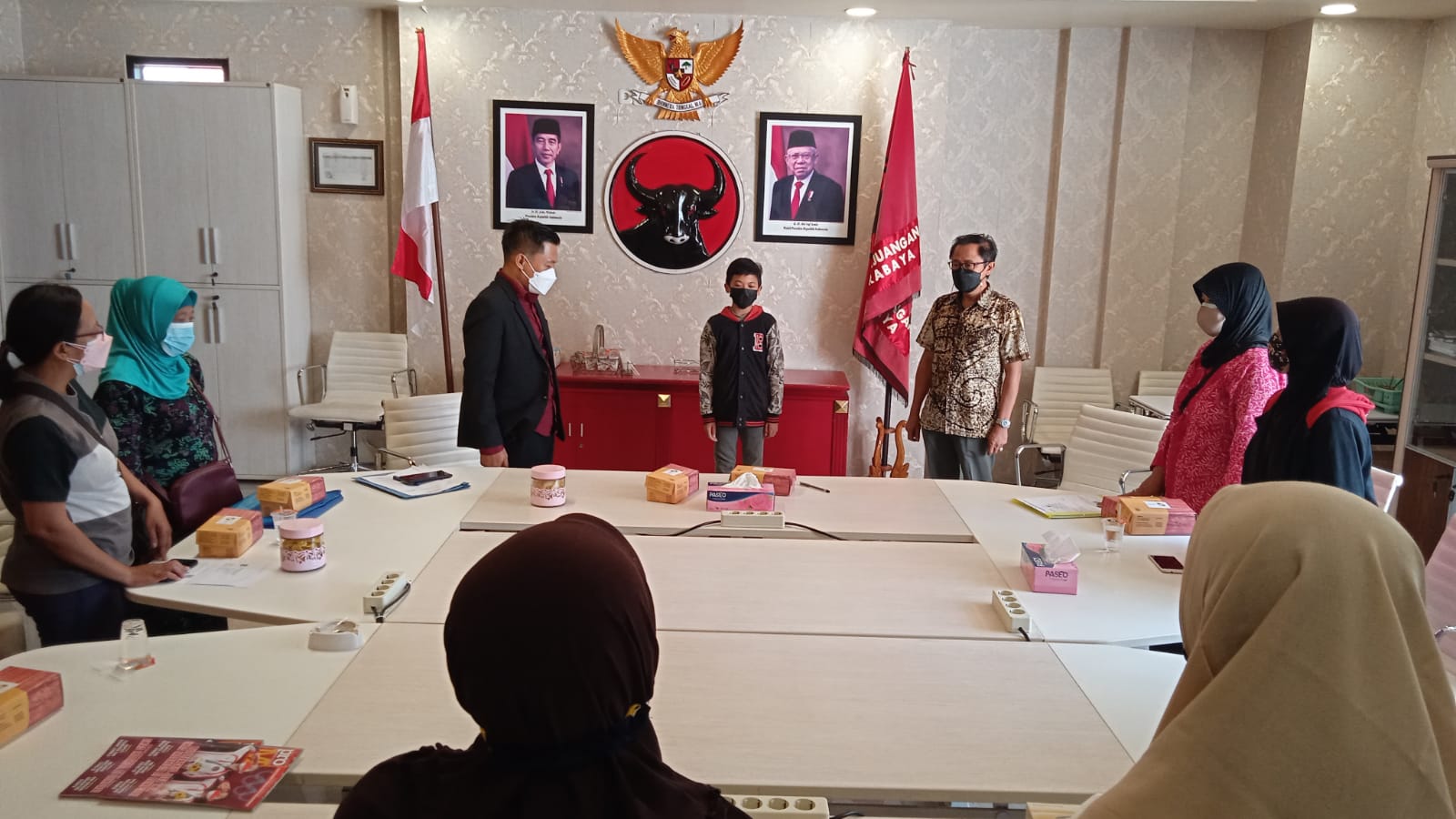 DPRD Surabaya Terima Aduan Wali Murid Terkait Pungutan Seragam Sekolah