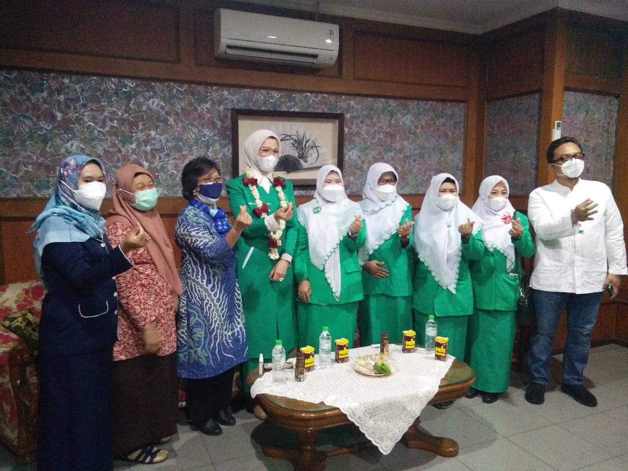 Fatayat Surabaya Lantik Pengurus Dibarengi Penandatanganan MoU Dengan Unipra