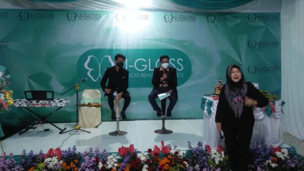 Launching U-GLOSS, Becks Beauty Cosmetics Sediakan Banyak Produk Unggulan
