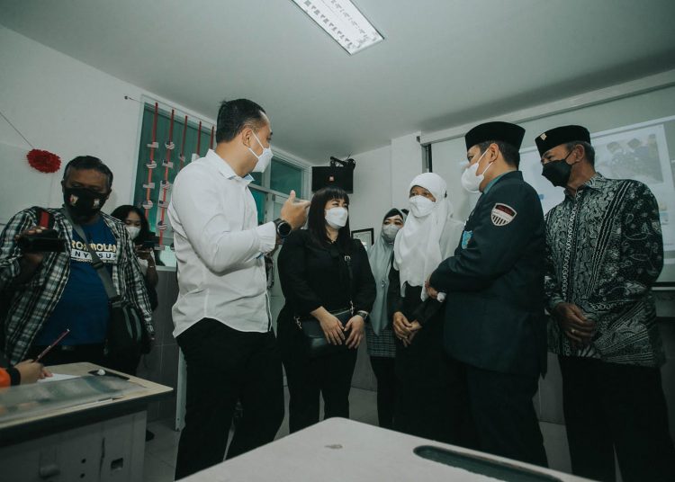 PTM 100 Persen, DPRD Surabaya Ingatkan Pengaturan Jam Untuk Hindari Kerumunan