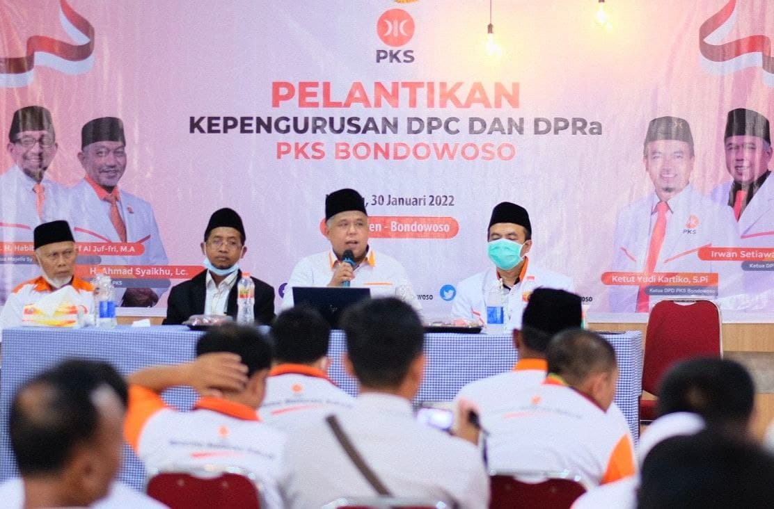 Ketua PKS Jatim Lantik 104 Struktur Ranting, Sampaikan Sikap Bela Rakyat